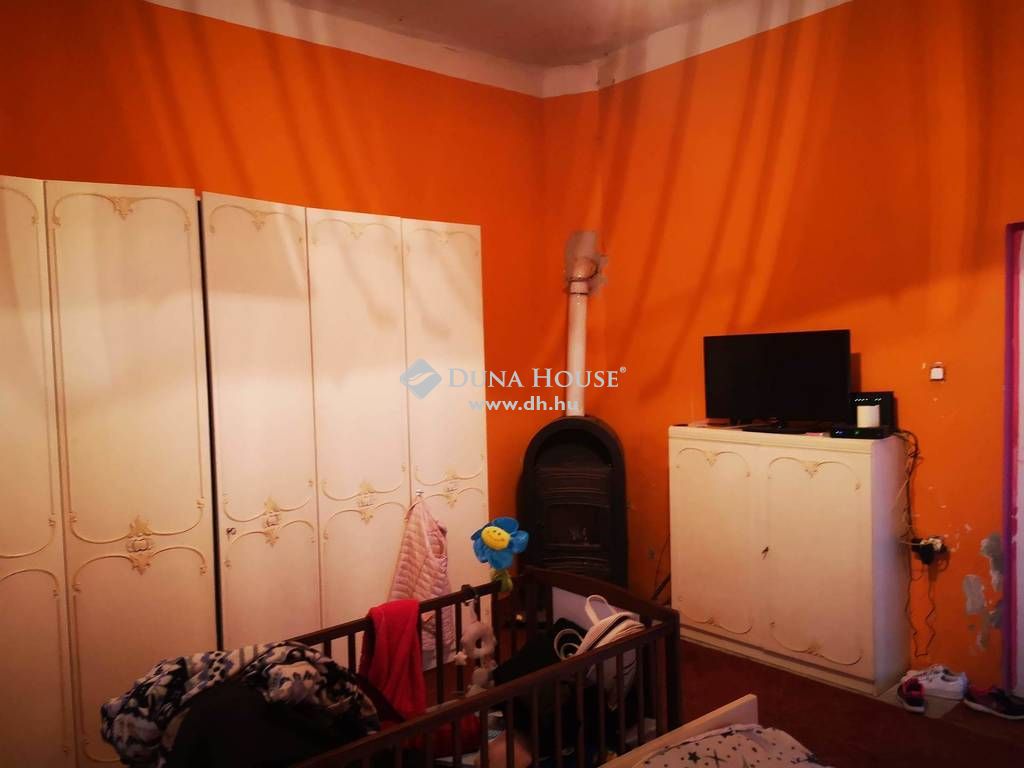 8751 Zalakomár , Zalakomár fő utcája — 1/16
