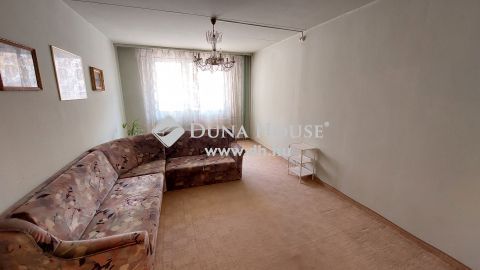 Eladó Lakás, Budapest 15. kerület - Dupla erkélyes lakás szigetelt házban eladó