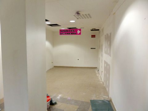 Eladó Üzlethelyiség 4400 Nyíregyháza 