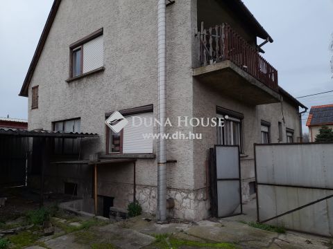 Eladó Ház, Komárom-Esztergom megye, Komárom - Szőny központjához közel