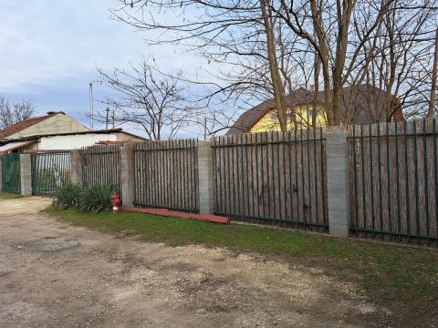 Eladó Telek 2360 Gyál , Kiváló befektetés