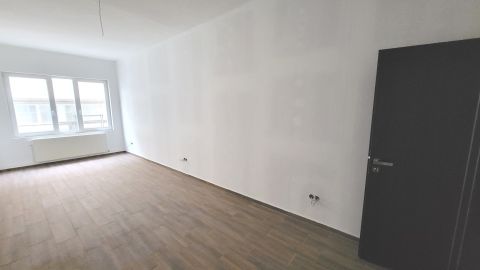 Kiadó Üzlethelyiség 2030 Érd , Érd Központban