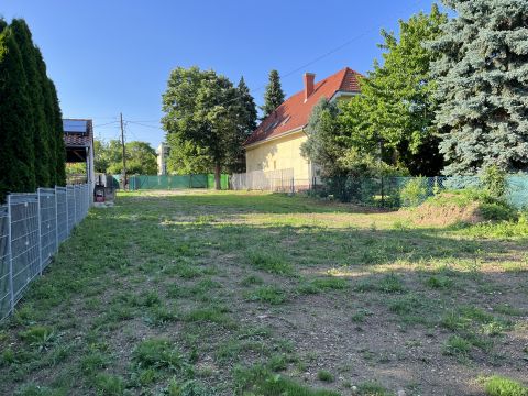 Eladó Telek 8314 Vonyarcvashegy , 1 km-re a strandtól