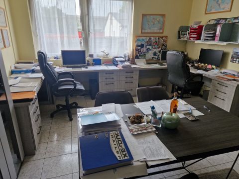Kiadó Üzlethelyiség 4400 Nyíregyháza Örökösföld