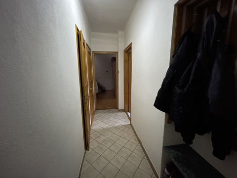 Eladó Lakás 1163 Budapest 16. kerület Közvetlen a BGE mellett 3+2 szobás duplakomfortos lakás