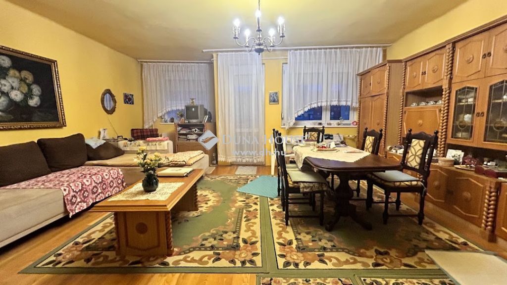 9730 Kőszeg , Kőszeg belvárosában — 1/29