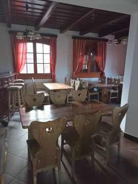 Eladó Vendéglátás 8646 Balatonfenyves , Balatonfenyves, Vitorlás kikötő közelében