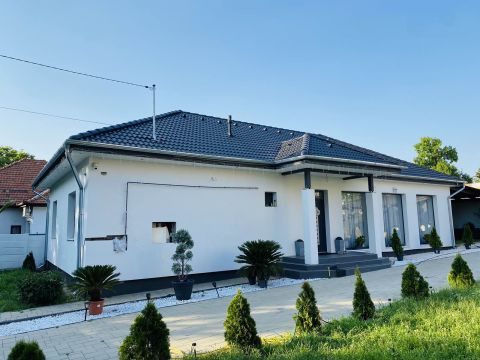 Eladó Ház 5600 Békéscsaba , Békéscsaba  belváros