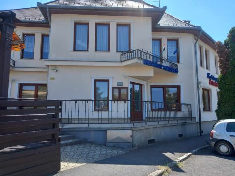 Eladó Vendéglátás 3200 Gyöngyös 