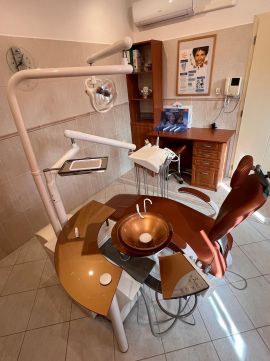 Kiadó Általános 4027 Debrecen , Fogorvosi rendelő a Liget Lakóparkban!