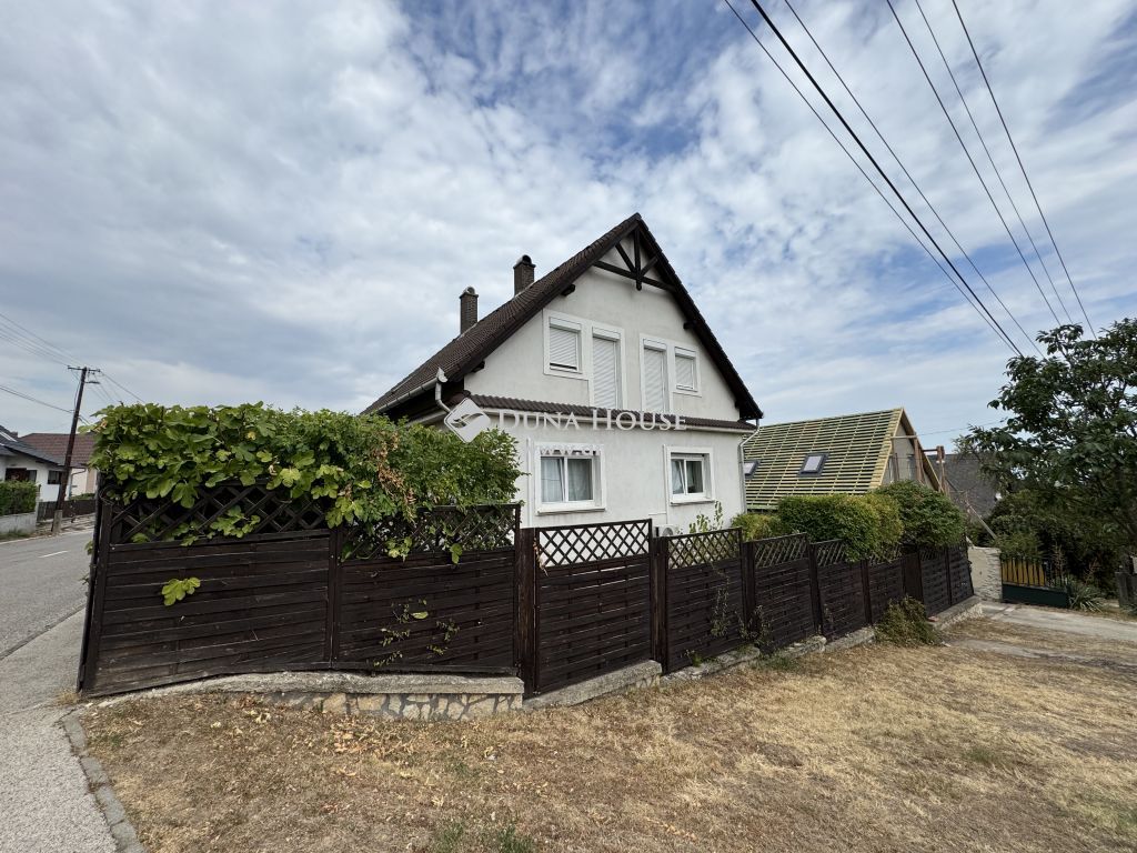8230 Balatonfüred , Balatonfüred — 1/6