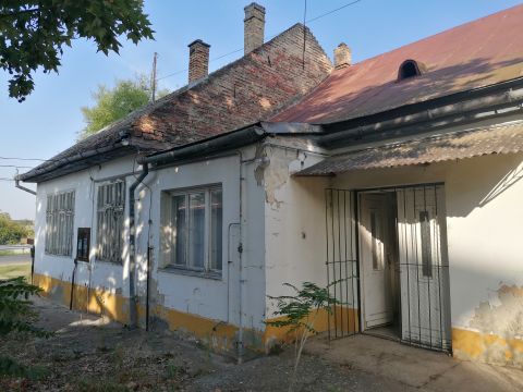 Eladó Ház 7020 Dunaföldvár 