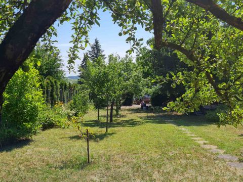 Eladó Telek 2083 Solymár , Hutweide