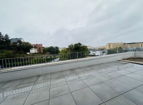 Kiadó Lakás 7635 Pécs 