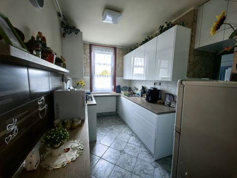 Eladó Lakás 8960 Lenti , Eladó 4.emeleti felújított lakás Lentiben