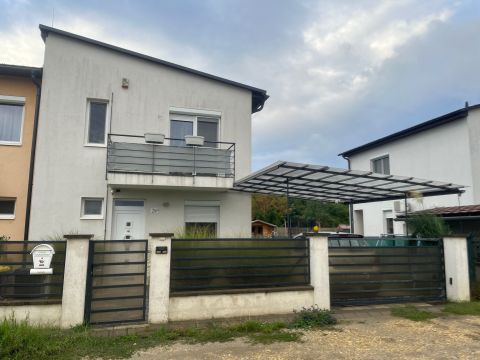 Eladó Lakás 2230 Gyömrő 