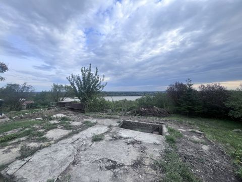 Eladó Telek 2458 Kulcs 
