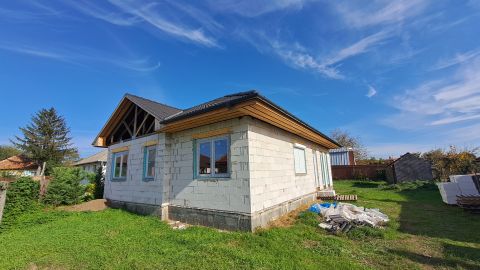 Eladó Ház 2721 Pilis Pilis Hernád köz