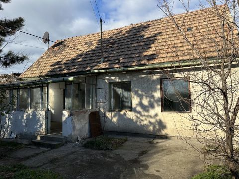 Eladó Ház 2030 Érd , szovátai