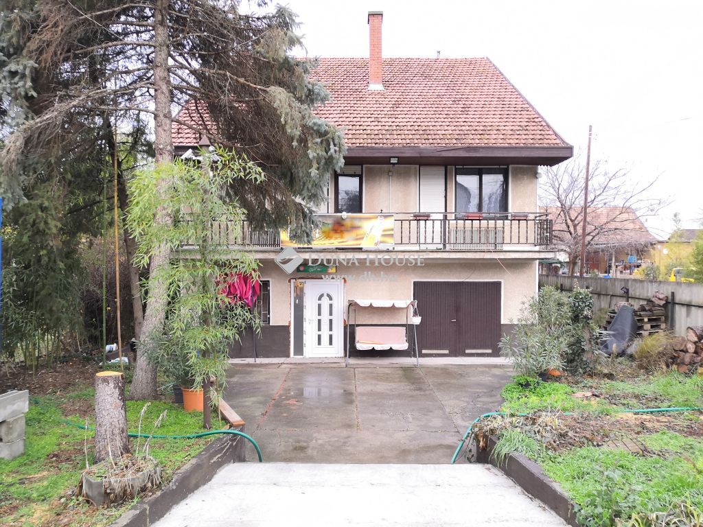 2330 Dunaharaszti , Rákócziligeten, nagycsaládosoknak, befektetőknek, több lakássá is alakítható — 1/41