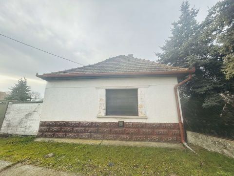 Eladó Telek 2211 Vasad 