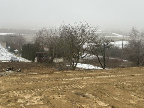 Eladó Telek 2038 Sóskút 