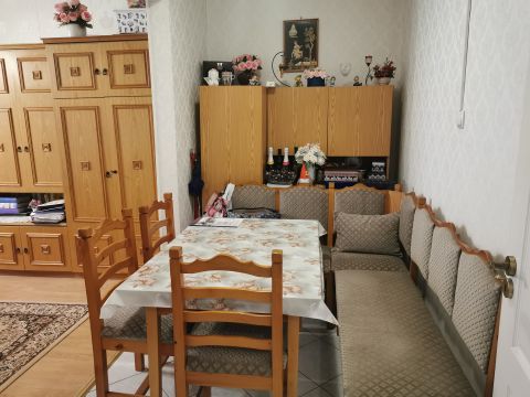 Eladó Lakás 2800 Tatabánya 