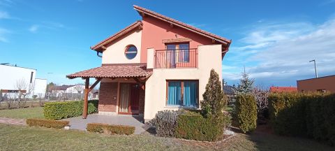 Eladó Ház 8600 Siófok Sóstó csendes részén balatoni panorámás Önálló Családi ház