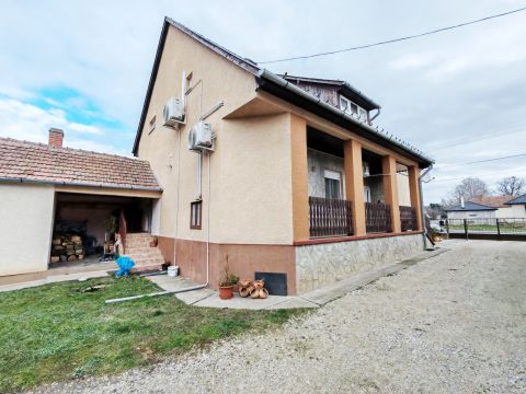 Eladó Ház 8774 Gelse Gelsén, Nagykanizsától 15 km-re, szintes családi ház eladó! 