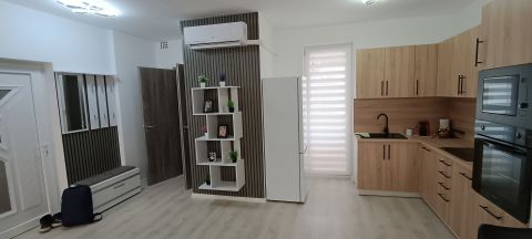 Eladó Lakás 8624 Balatonszárszó 