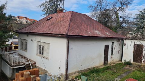 Eladó Ház 7624 Pécs Kiváló befektetés, Pécs Szkókó és Egyetemváros határán!