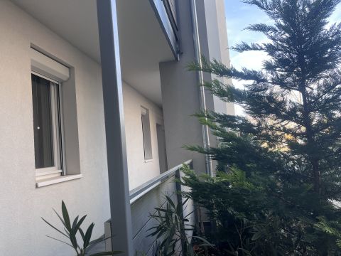 Eladó Lakás 8300 Tapolca Május 1 utca 