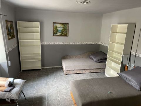 Kiadó Ház 6000 Kecskemét , Városföld