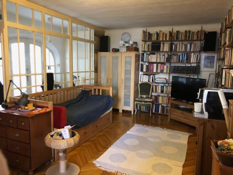 Eladó Lakás 1088 Budapest 8. kerület , PALOTANEGYEDBEN, MIKSZÁTH KÁLMÁN TÉR MELLETT, EGYEDI LAKÁS