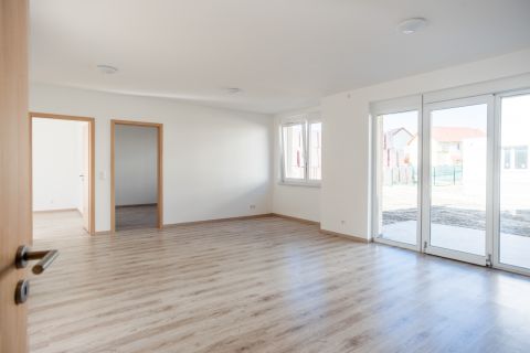 Eladó Lakás 1237 Budapest 23. kerület , Soroksár családias, modern közkedvelt részén Újtelepen