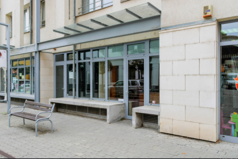 Eladó Üzlethelyiség 4025 Debrecen 