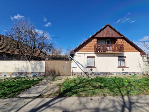 Eladó Ház 6447 Felsőszentiván 