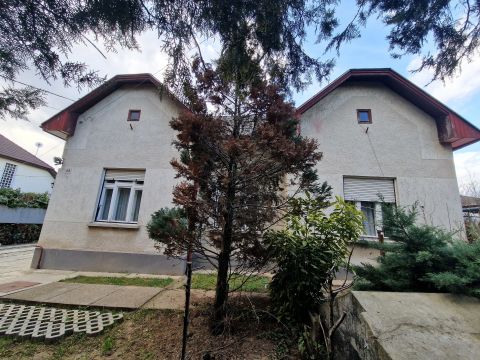 Eladó Ház 1163 Budapest 16. kerület 