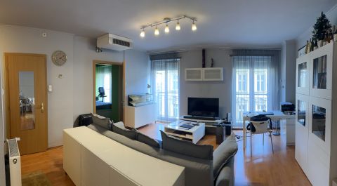 Kiadó Lakás 1076 Budapest 7. kerület , Ligetváros, ÚJSZERŰ, 2 szobás, franciaerkélyes lakás KIADÓ!