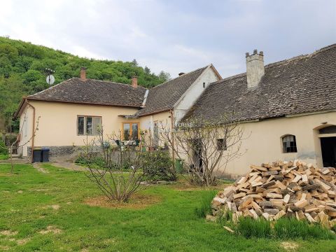 Eladó Ház 7149 Báta , Vízparti ház