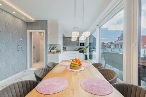 Eladó Lakás 1042 Budapest 4. kerület , Újpest-központtól 3 percre, bruttó 212 nm-es lakás