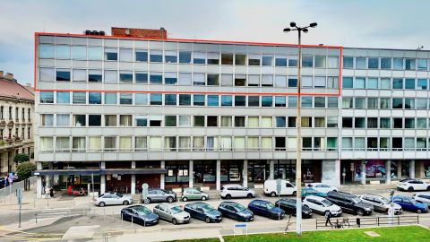 Eladó Iroda 9022 Győr 