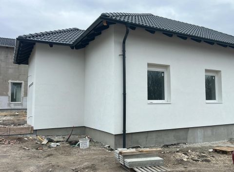 Eladó Ház 2030 Érd , Érd-Parkváros, Sóskúti út környékén