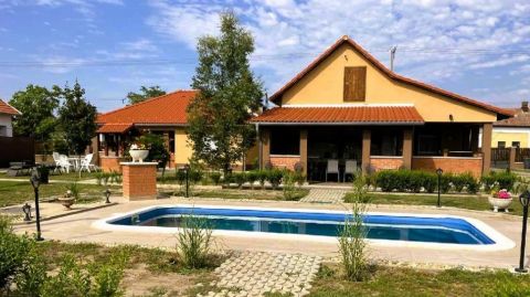 Eladó Ház 5241 Abádszalók , 5241 Abádszalók, Abád