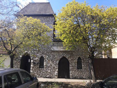 Eladó Üzlethelyiség 4400 Nyíregyháza Búza tér közelében, lakhatási, üzleti célra is ideális