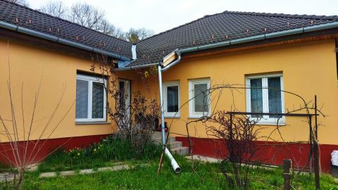 Eladó Ház 2242 Sülysáp Sőtér-kastély közelében