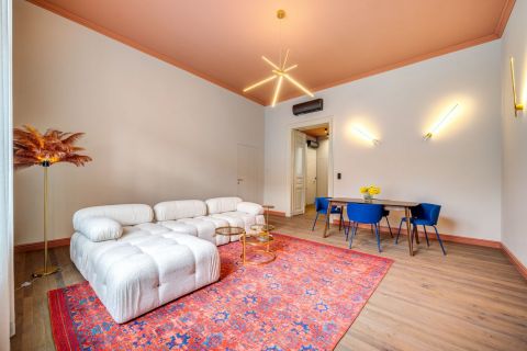Kiadó Lakás 1085 Budapest 8. kerület PALOTANENYED SZÍVÉBEN EXKLUZÍV, BÚTOROZOTT LAKÁS KIADÓ