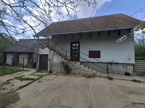 Eladó Ház 2764 Tápióbicske Nincs utca