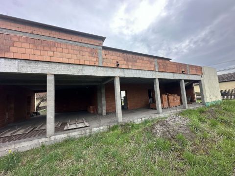 Eladó Ház 2730 Albertirsa 