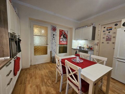Eladó Lakás 7623 Pécs 